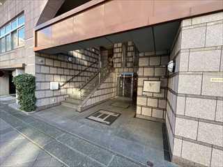 マンションエントランス１