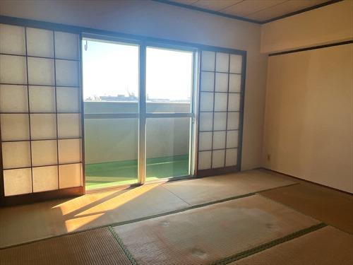 南東側和室（６帖）