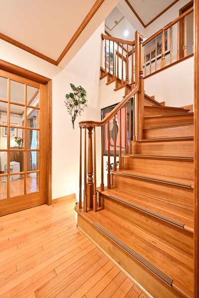 掲載写真に含まれる調度品等は販売対象外です。