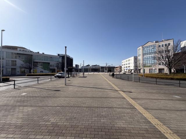 都筑ふれあいの丘駅前 240m 写真撮影日：2026-01-25