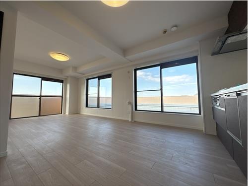 リビング（約１４．０帖）