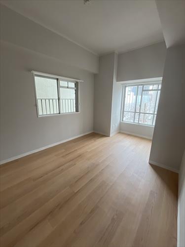 洋室（約６．４帖）