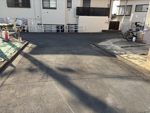 前面道路含む現地写真  写真撮影日：2026-02-13