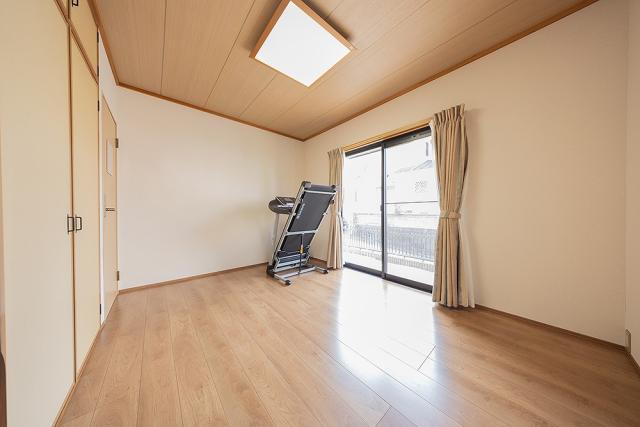 リビング以外の居室  写真撮影日：2026-04-01