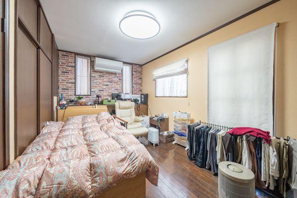 １階洋室　※家具・備品等は価格に含まれません