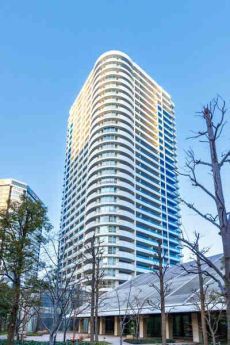 三菱地所他分譲、地上30階建免震構造タワーマンション。総戸数287戸のビッグコミュニティです。