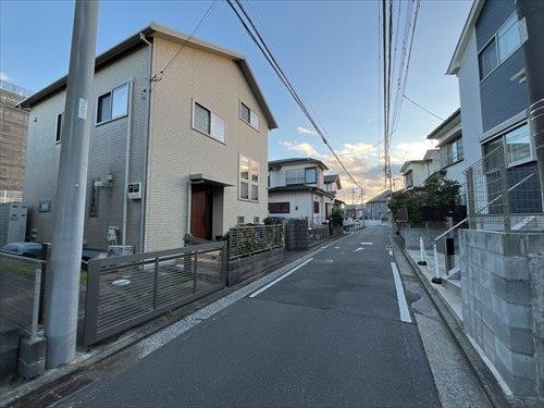 前面道路（物件・左）