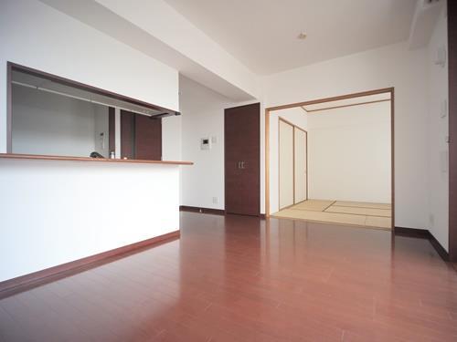 ＬＤＫ　約１２．１帖