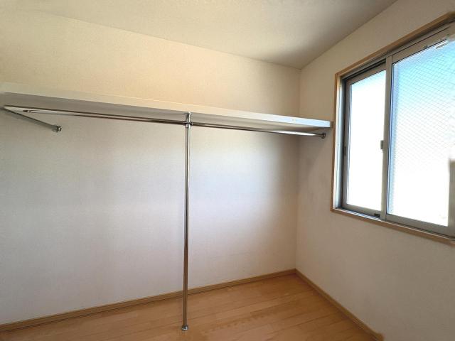 その他設備 ウォークインクローゼット  写真撮影日：2026-03-14