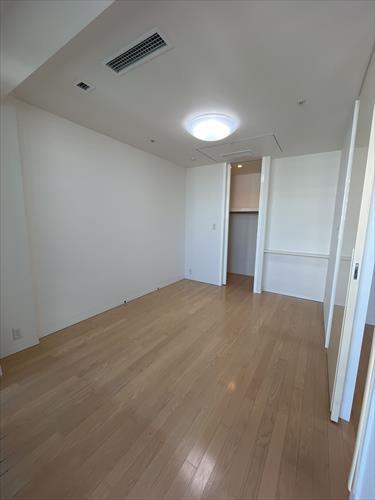 洋室（約６．５帖）