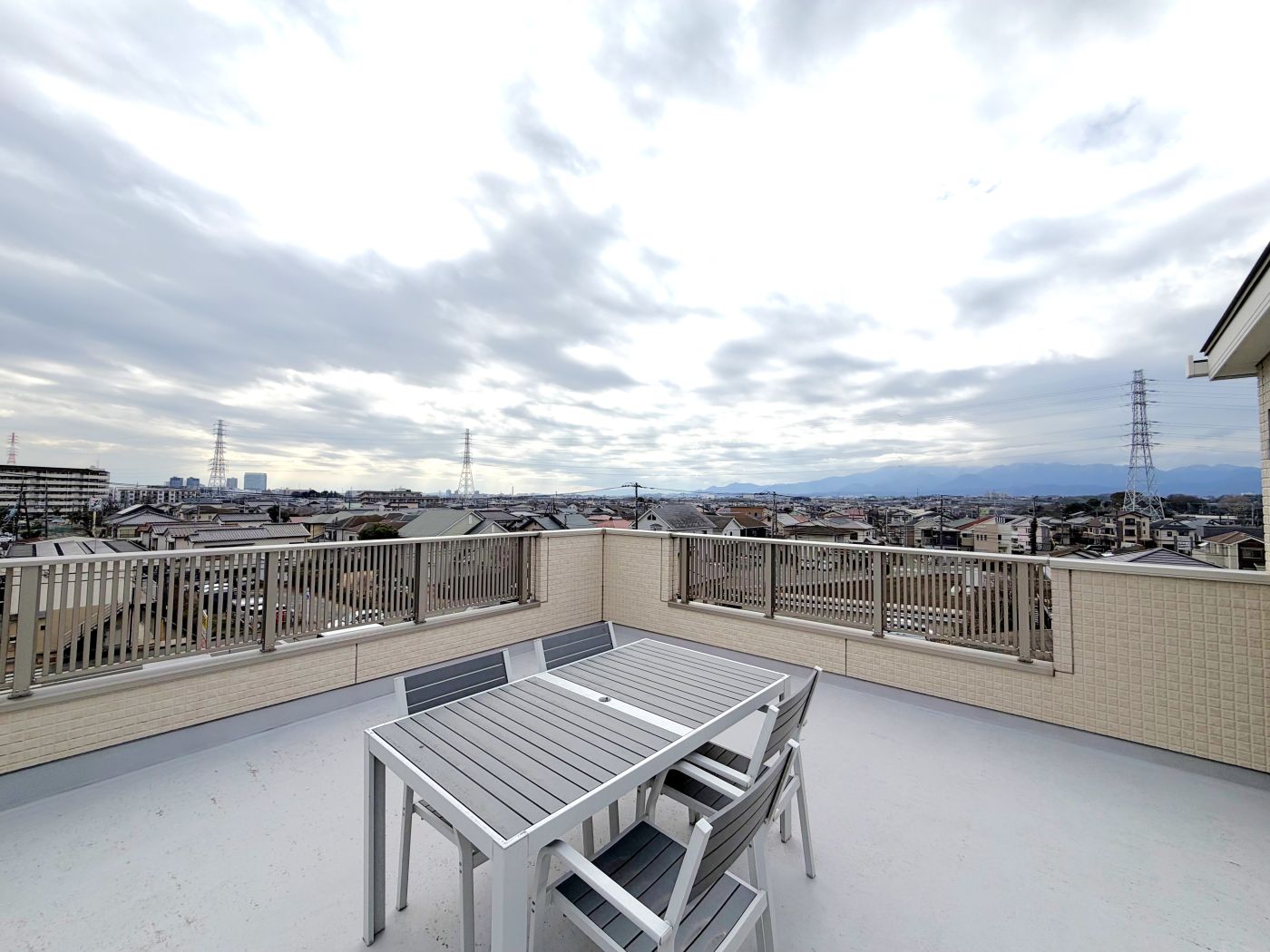 ルーフバルコニー