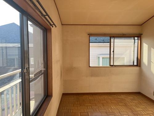 ２階南西側洋室