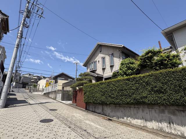前面道路含む現地写真  写真撮影日：2026-05-25