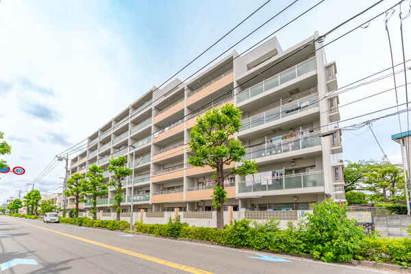 三菱地所他分譲「パークハウス」シリーズ。三菱地所コミュニティによる日勤管理体制のマンションです。