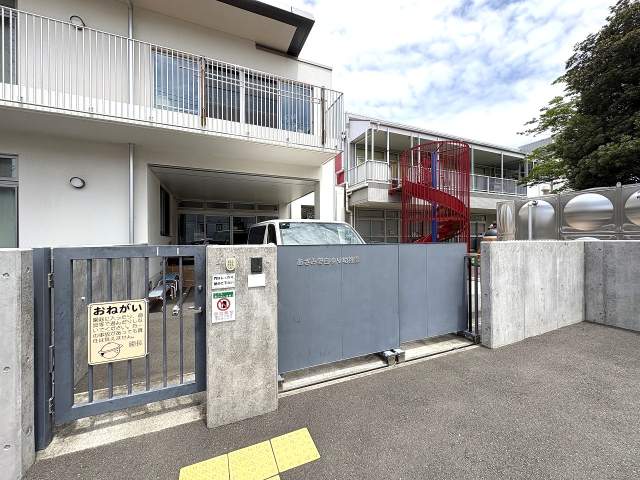 あざみ野白ゆり幼稚園 472m 写真撮影日：2026-06-08