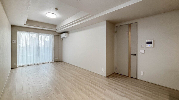 約17.7帖のLDKです。※家具・調度品は売買対象ではございません。