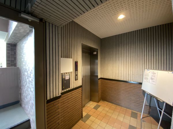 EVホール