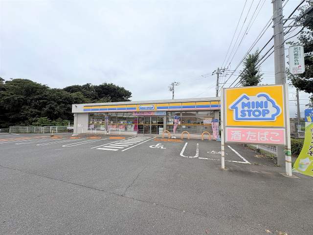 ミニストップ 茅ケ崎堤店 600m 写真撮影日：2026-08-09