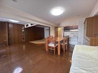 ＬＤＫ（約１６．６帖）