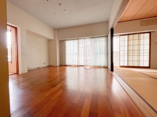 家具・調度品は販売対象には含まれません。