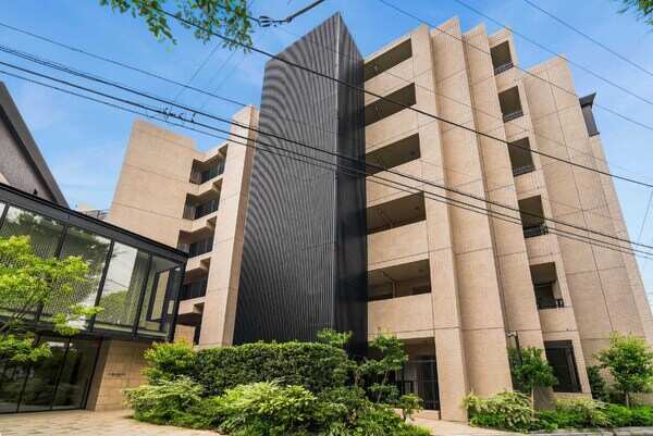2019年11月築の日吉西口エリアに位置するマンション