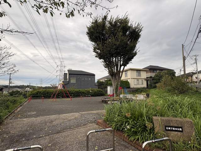 名瀬下第四公園 250m 写真撮影日：2026-09-28