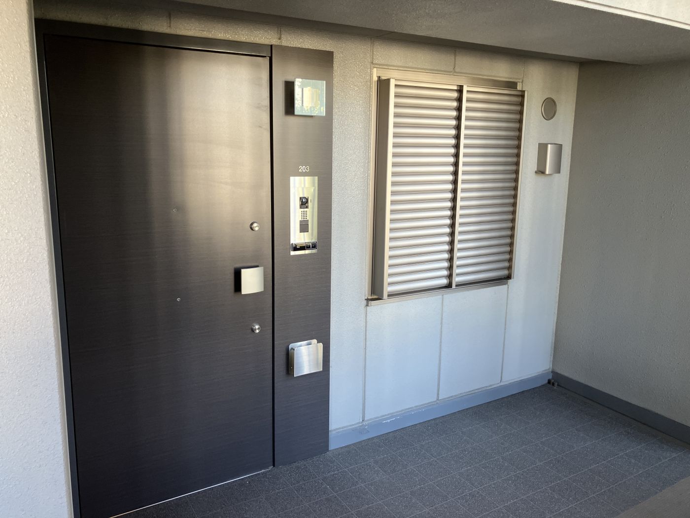 玄関 写真撮影日：11/14/25, 12:00 AM