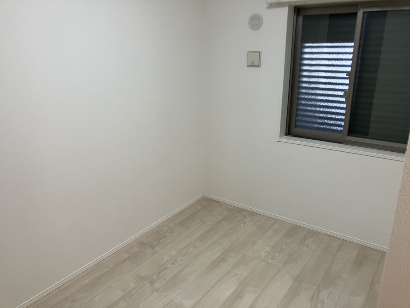 洋室約5.0帖 写真撮影日：11/14/25, 12:00 AM