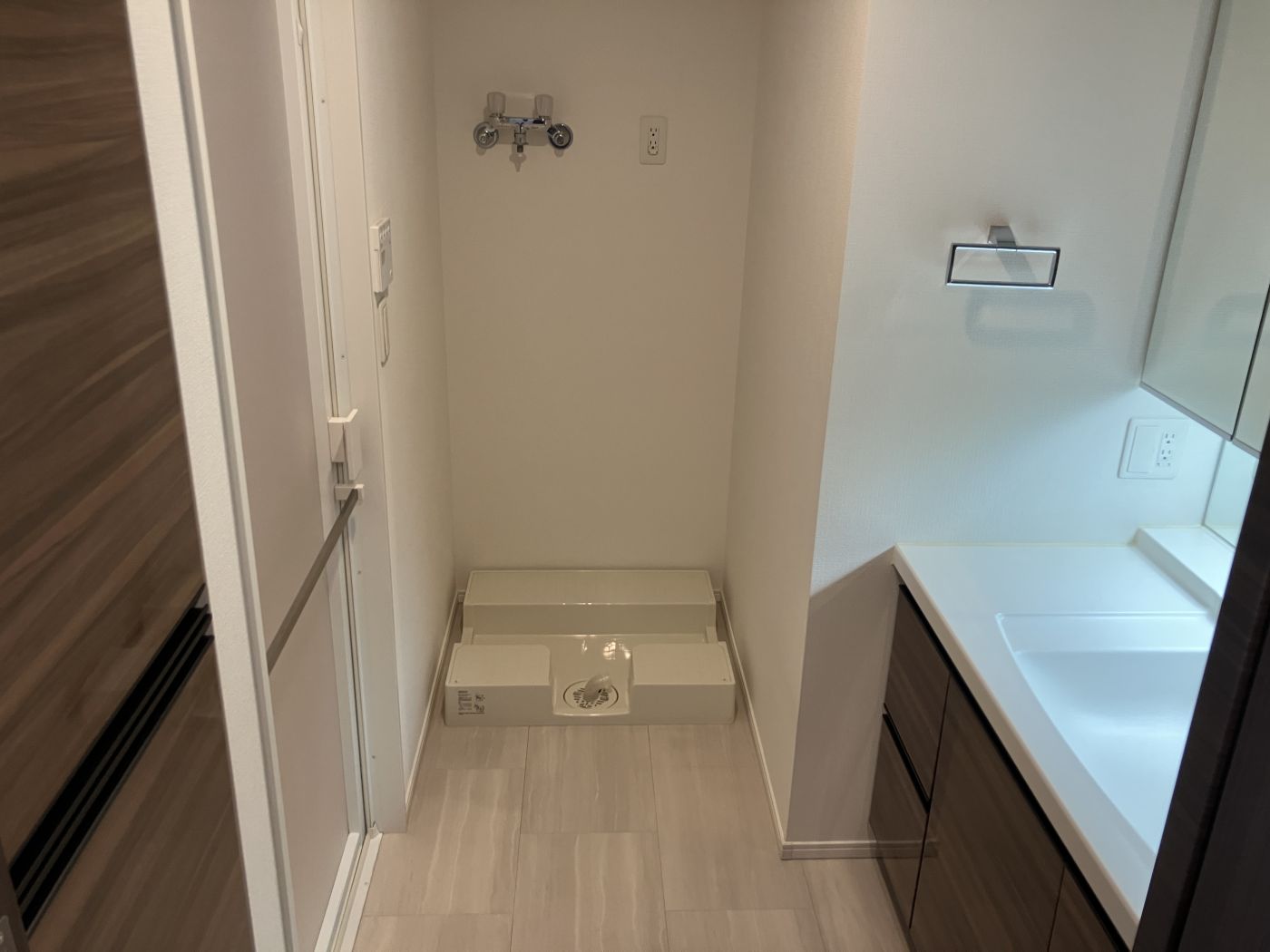 洗面室 写真撮影日：11/14/25, 12:00 AM