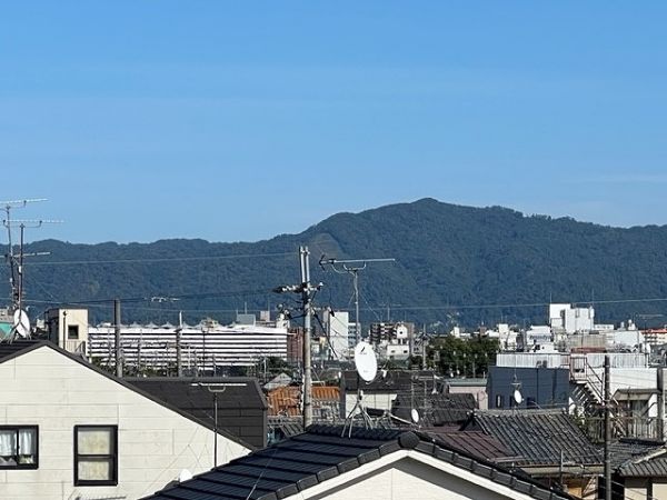 住戸からの眺望写真  写真撮影日：2023-10-15