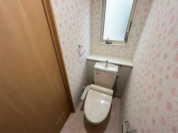 トイレ  写真撮影日：2024-02-29
