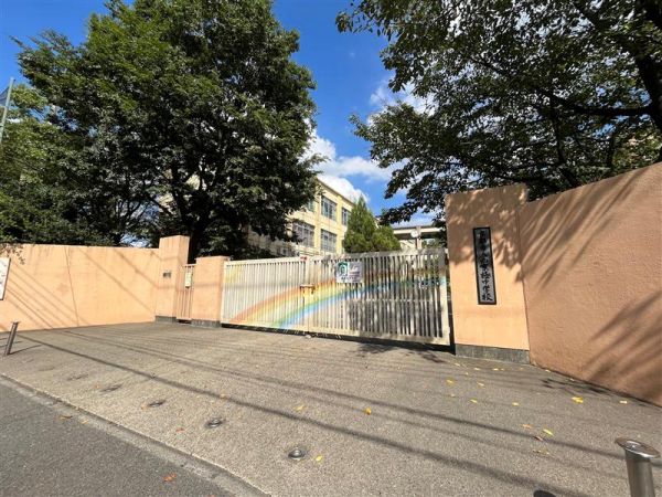 京都市立西京極中学校 1300m 写真撮影日：2023-09-10 