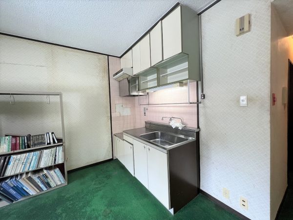 キッチン  写真撮影日：2024-08-16
