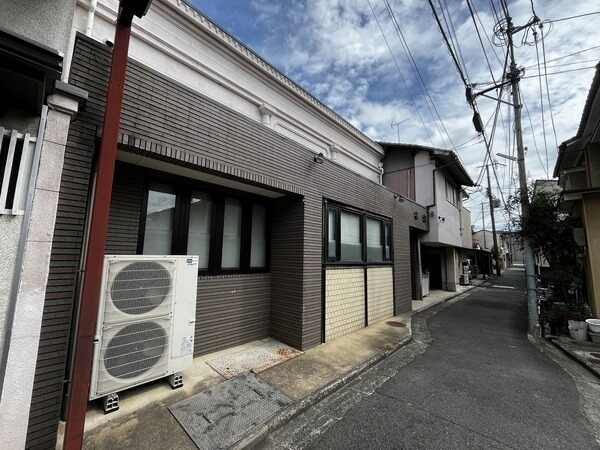 敷地面積は314.86平米の広さ。現況建物がございますが、建替えもご検討いただけます(別途費用要)。