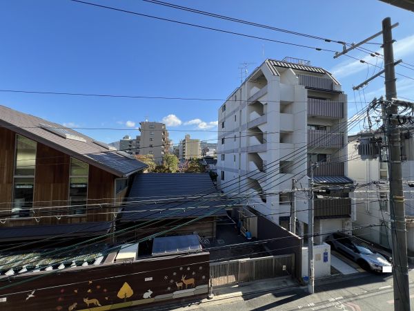 住戸からの眺望写真  写真撮影日：2024-11-28