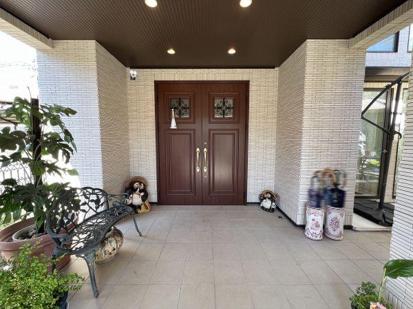 玄関  写真撮影日：2025-04-04
