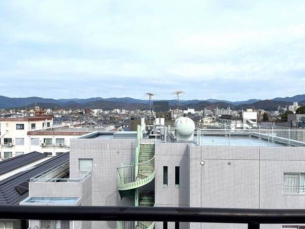 現況空室につきゆっくりとご内覧いただけます。実際の陽当りや眺望を、ぜひ現地でご確認ください。