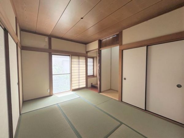 リビング以外の居室  写真撮影日：2025-04-03