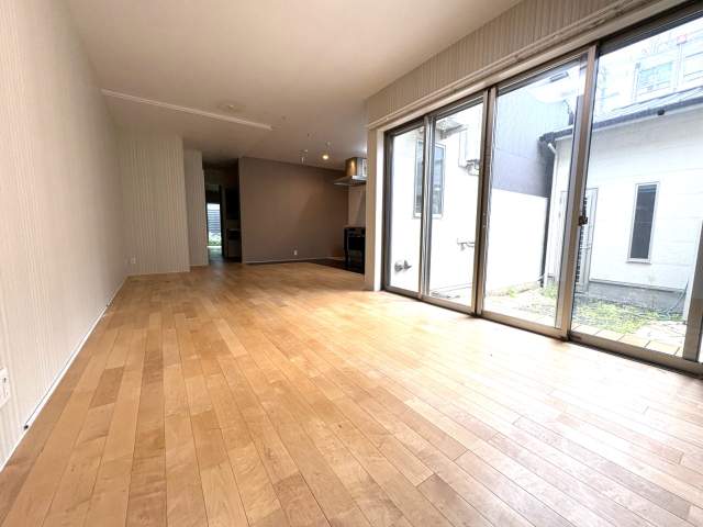 リビング  写真撮影日：2026-04-30