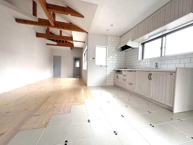 リビング  写真撮影日：2026-04-30