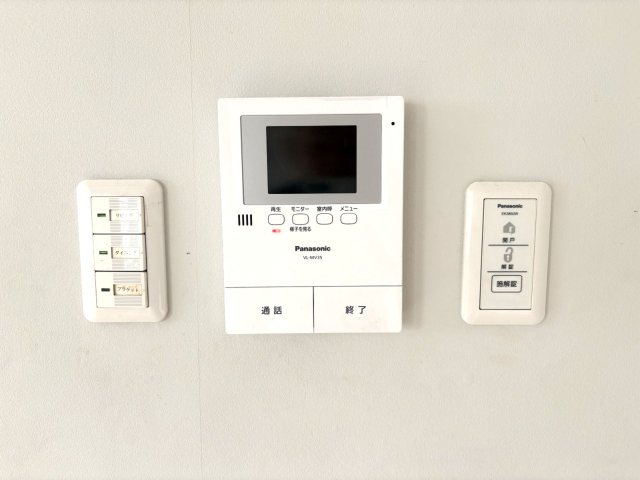 その他設備 インターホンモニター  写真撮影日：2026-04-30