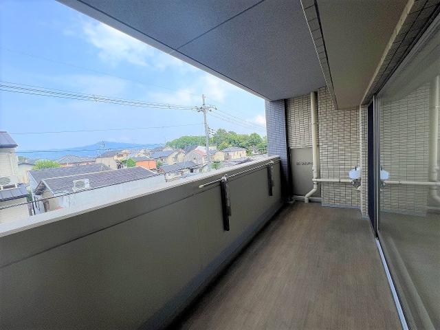 バルコニー  写真撮影日：2025-07-10