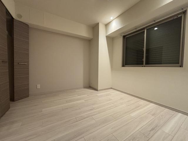 リビング以外の居室  写真撮影日：2025-10-09