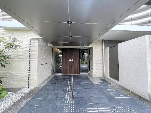 エントランス  写真撮影日：2025-08-01