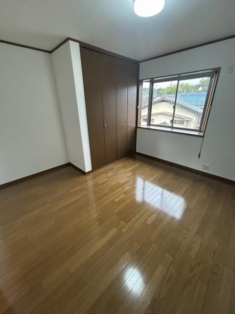 リビング以外の居室  写真撮影日：2025-09-13