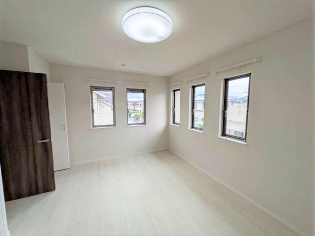 リビング以外の居室  写真撮影日：2025-09-13