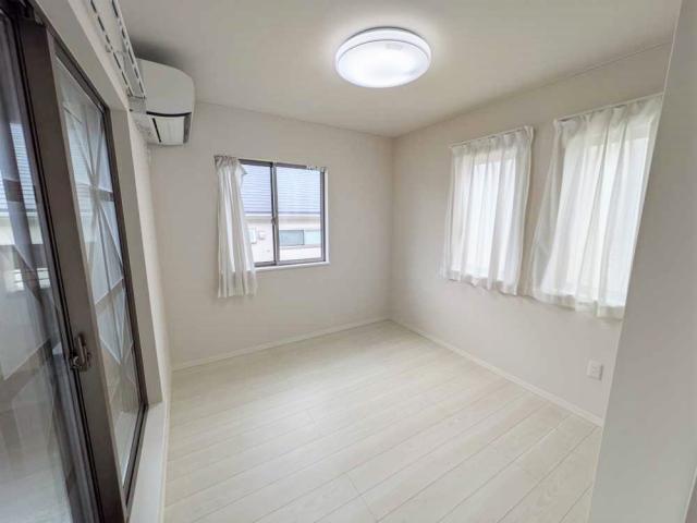 リビング以外の居室  写真撮影日：2025-09-13