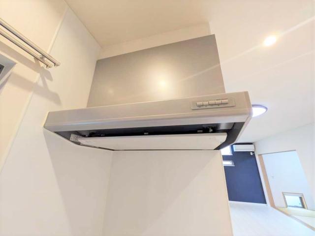 その他設備 レンジフード  写真撮影日：2025-09-13