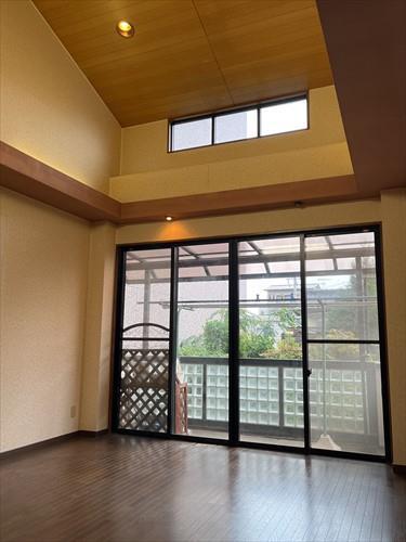 ２階ＬＤＫ（吹抜け）