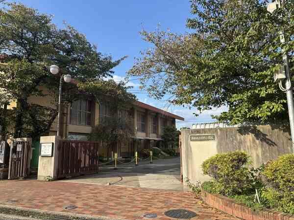 京都市立日野小学校／約280m